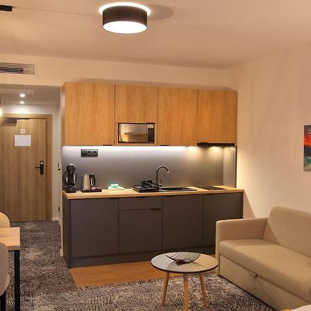 Apartman Gold Akvamarin Besenova Bagian luar foto