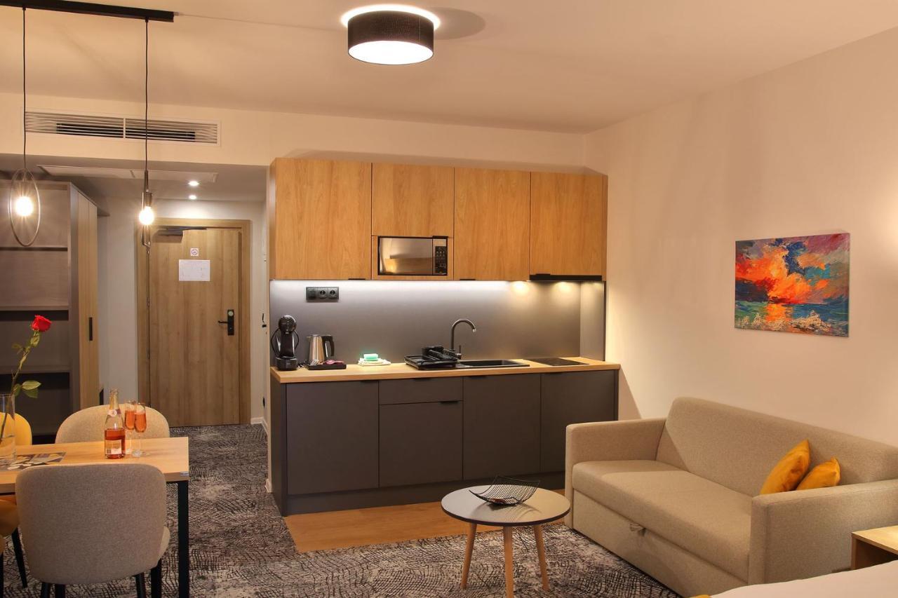 Apartman Gold Akvamarin Besenova Bagian luar foto