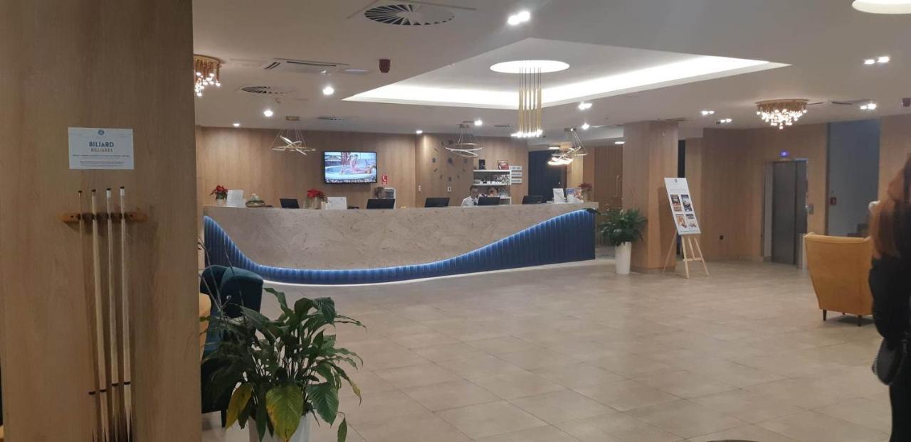 Apartman Gold Akvamarin Besenova Bagian luar foto